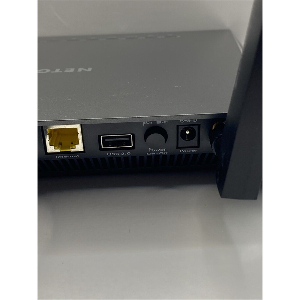 NETGEAR NIGHTHAWK AC1900 SMART WIFI ROUTER R7000 - NO POWER CORD Tested - Picture 3 of 9